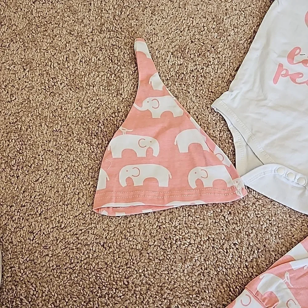 NWOT  Cotton onesie with matching pants and hat with little elephant print